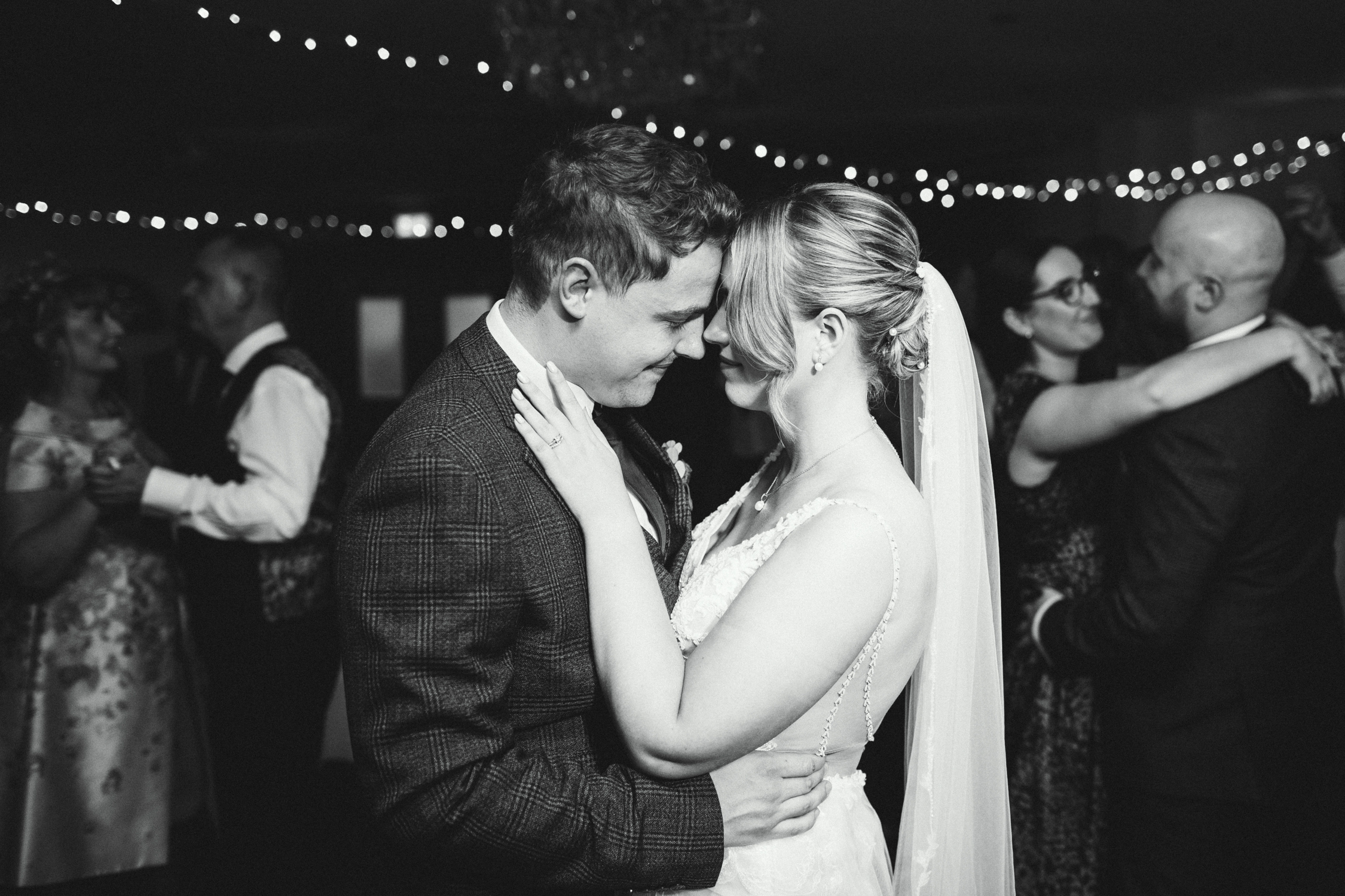 natural dance floor photography of bride and groom at the white hart inn, derbyshire
