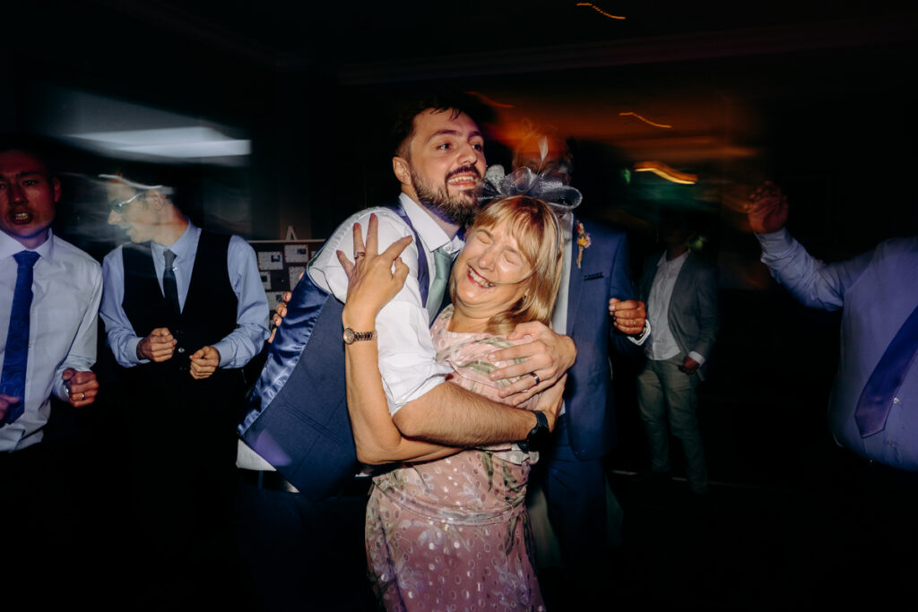 natural, candid wedding photography at summer wedding at Losehill House, Peak District wedding venue