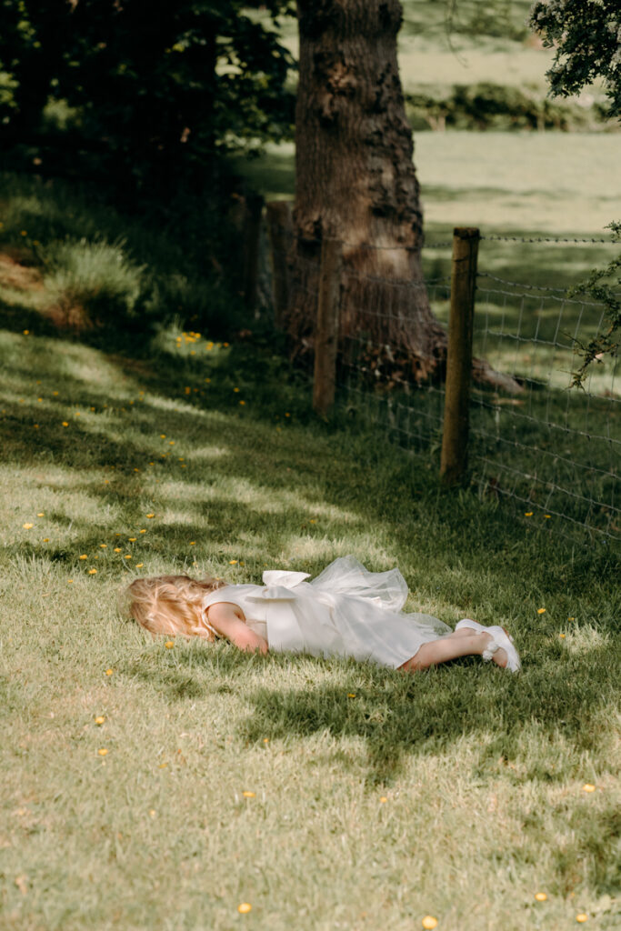 natural, candid wedding photography at summer wedding at Losehill House, Peak District wedding venue