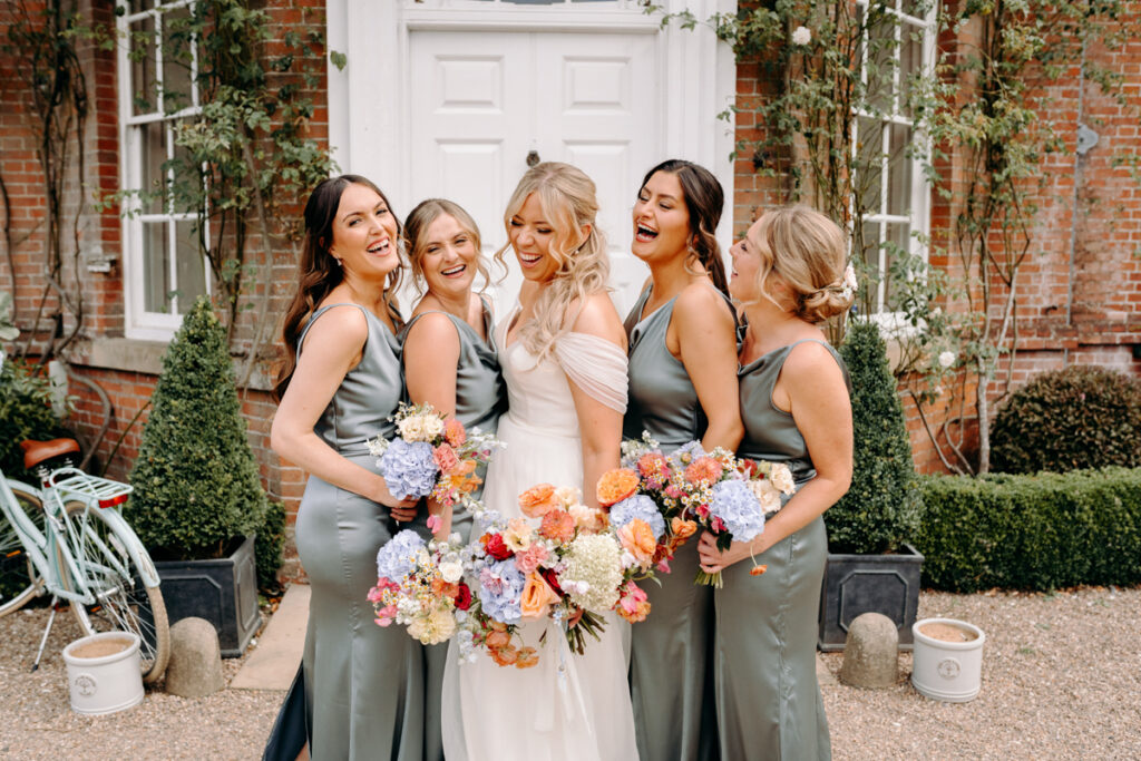 natural, candid wedding photography at summer wedding at Norwood Park, Nottingham wedding venue