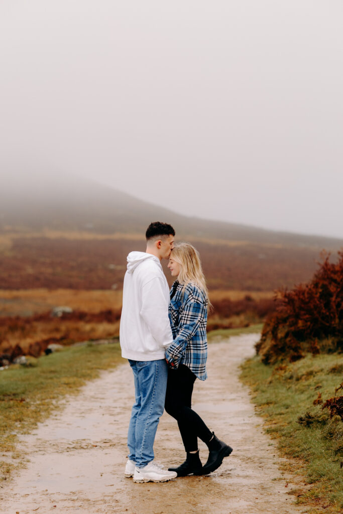 pre-wedding photoshoot in the peak district in the rain
