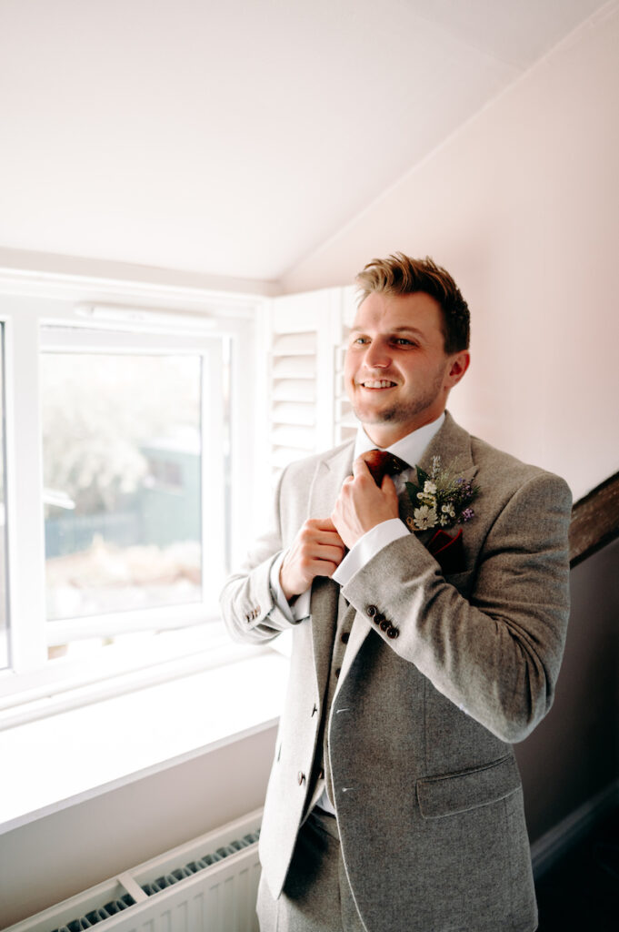 natural groom prep photography