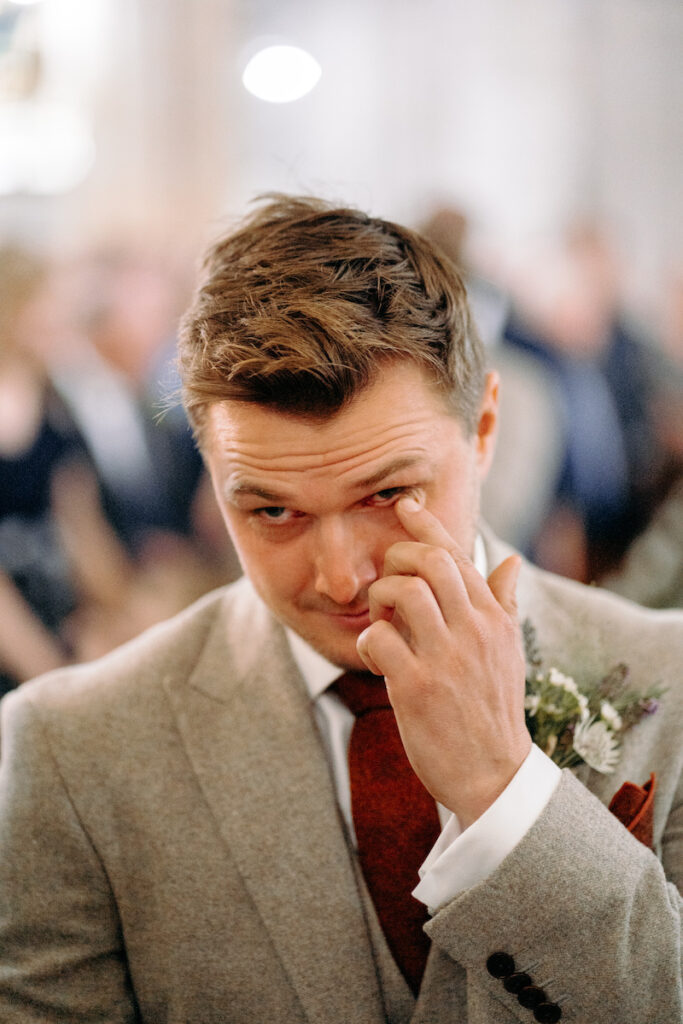 church wedding photography in leadenham, lincolnshire
