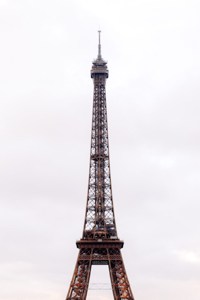 Trocadero square engagement photoshoot