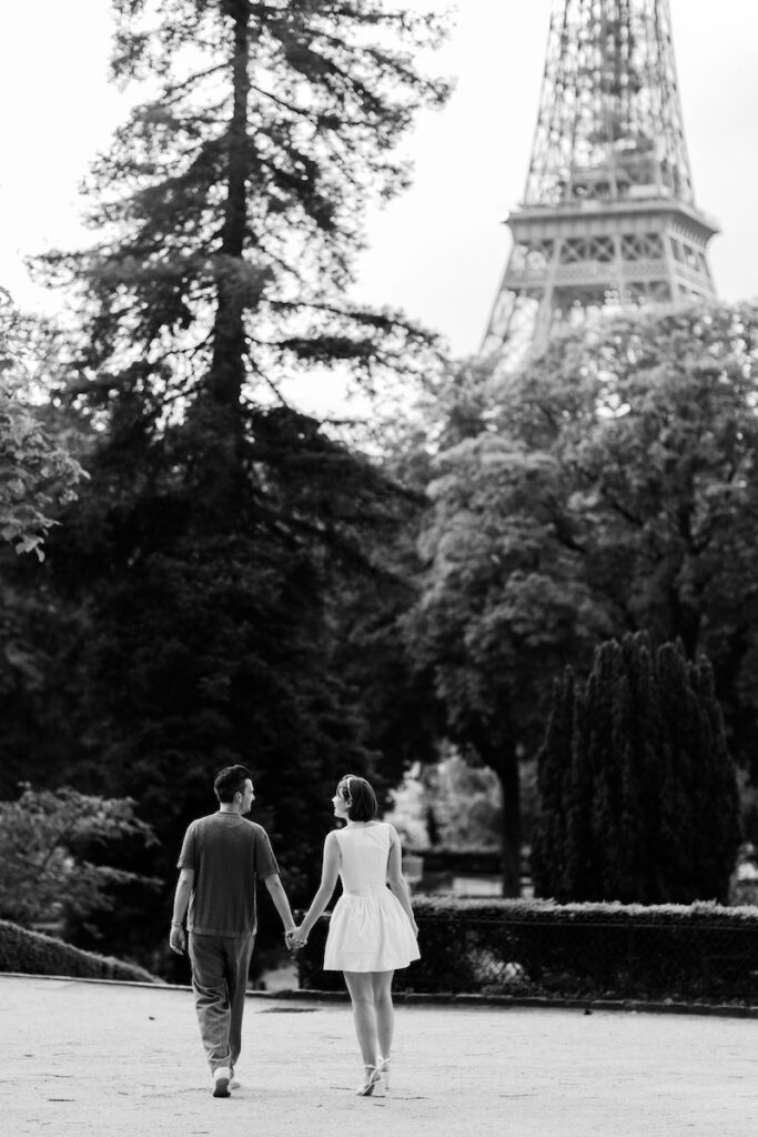 paris pre-wedding photoshoot photographer