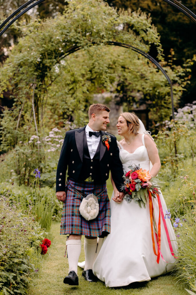 natural wedding photographer in the peak district, at eyam hall weddings