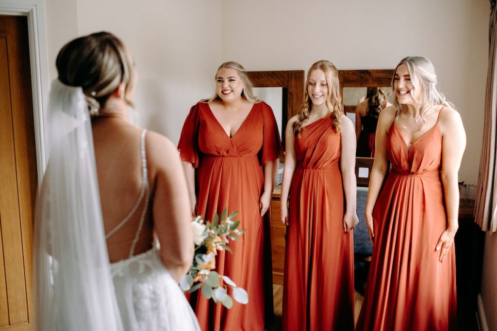 bridal prep at the white hart inn in derbyshire