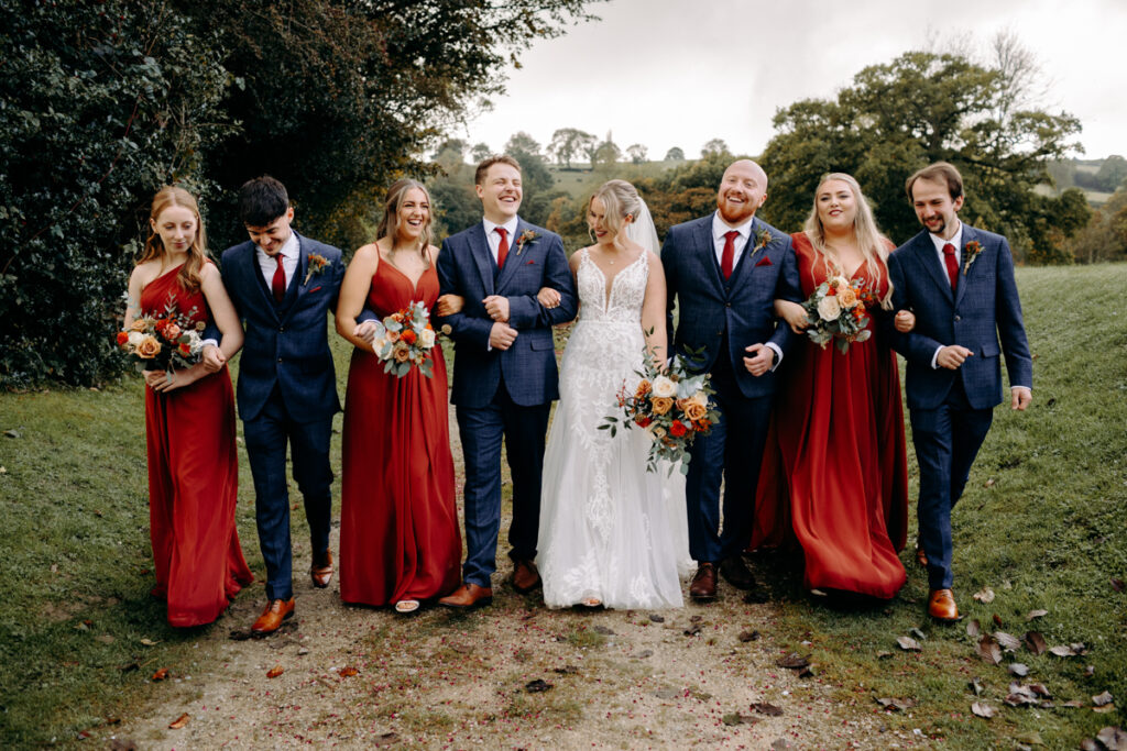 autumn wedding photography at the white hart inn in derbyshire