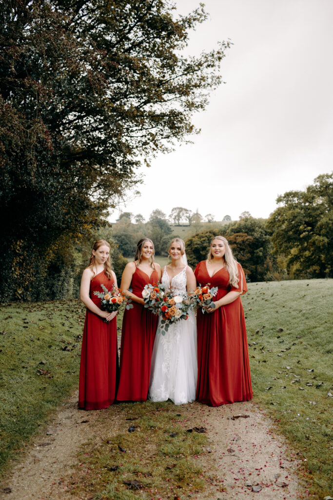 autumn wedding photography at the white hart inn in derbyshire