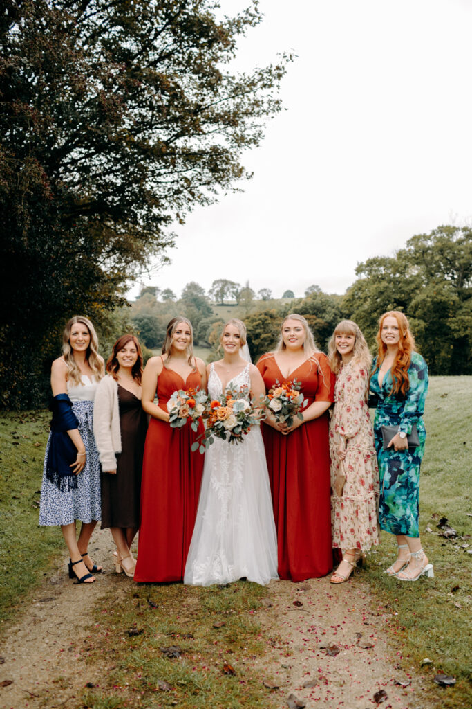 autumn wedding photography at the white hart inn in derbyshire