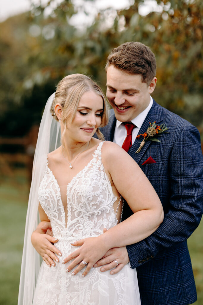 natural wedding photography at october wedding at the white hart inn in derbyshire