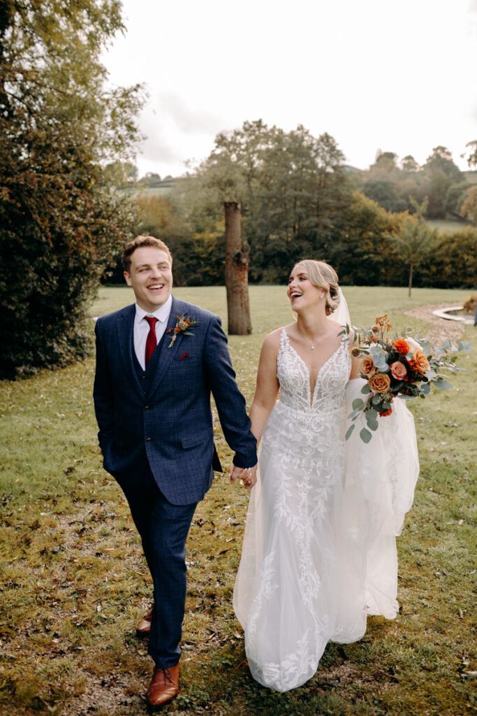natural wedding photography at october wedding at the white hart inn in derbyshire