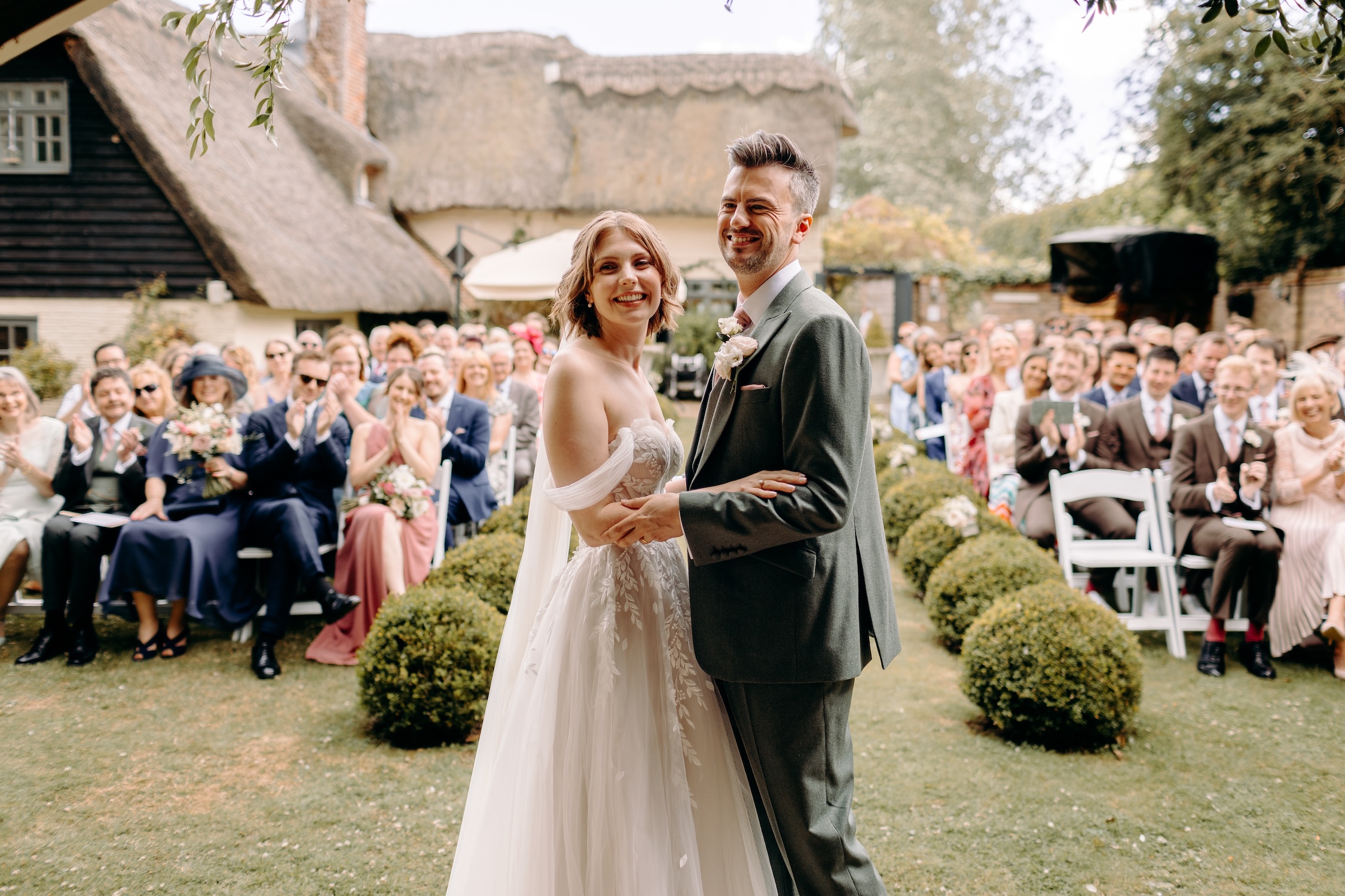 natural wedding photography in kent at marleybrook house