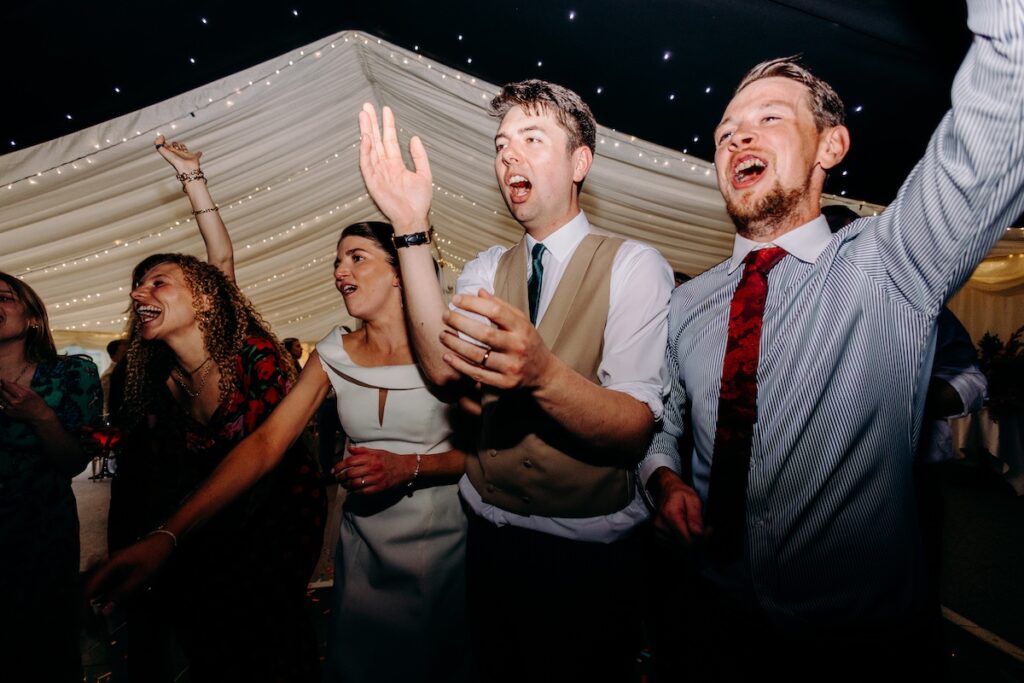natural wedding photography at oakhill cromford, matlock wedding venue