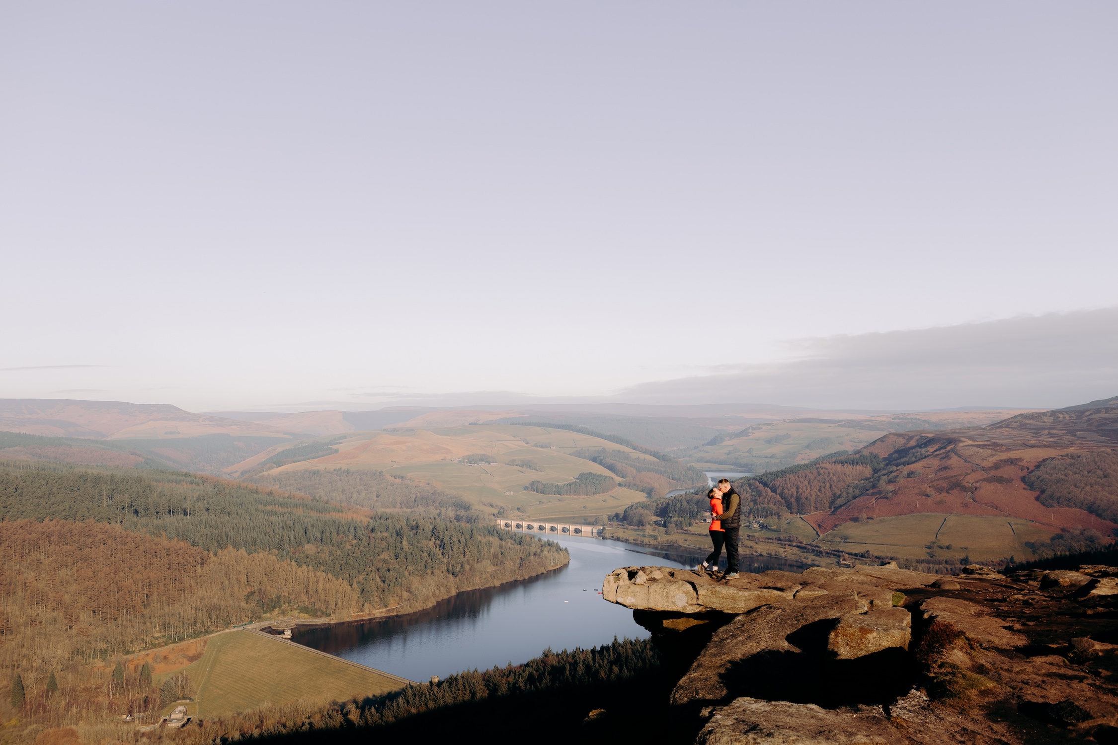 peak district sunrise secret proposal photography at bamford edge