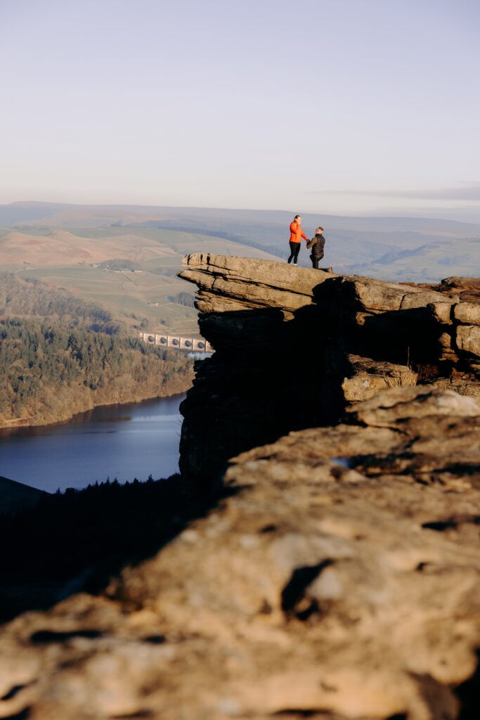 peak district sunrise secret proposal photography at bamford edge